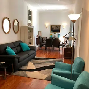 Grandmommy's House - Traditional And Comfy Lisboan Appartement